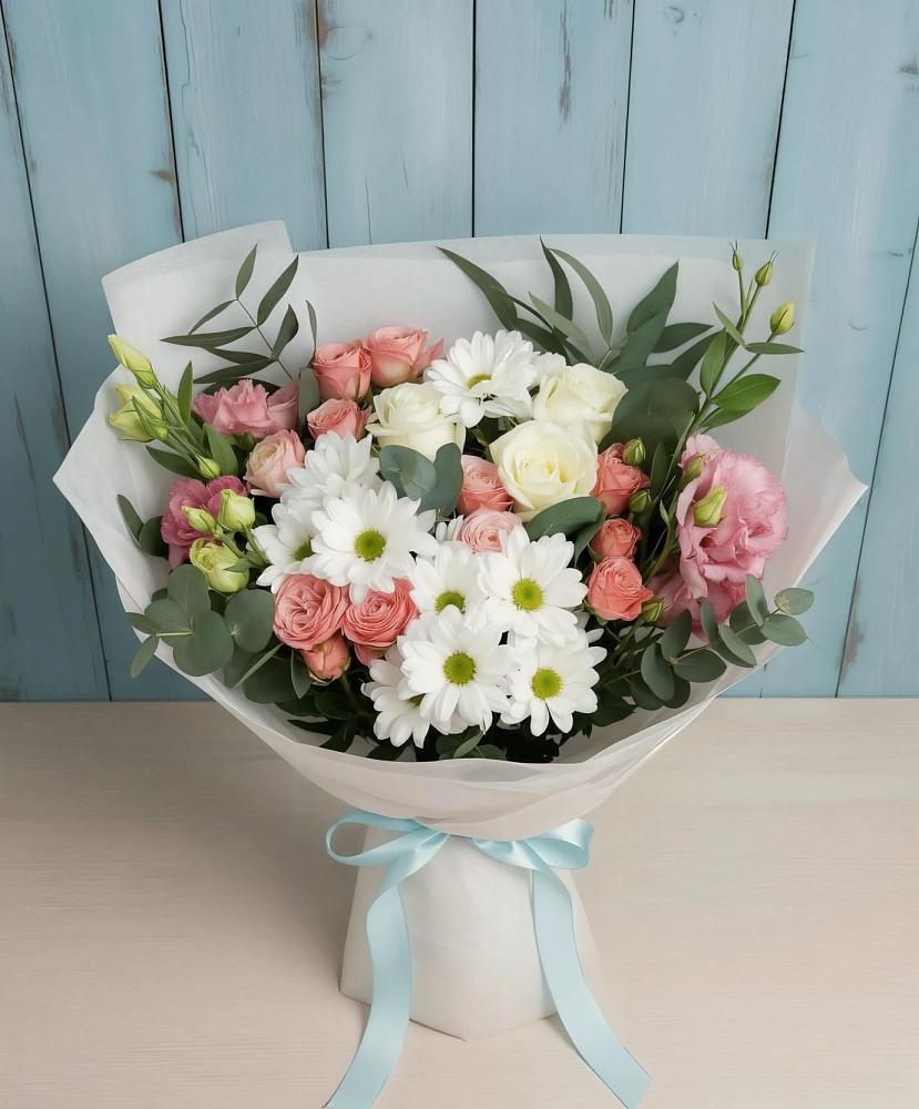 Букет цветов из: Розы, Лизиантусы и Хризантемы в Черняховске