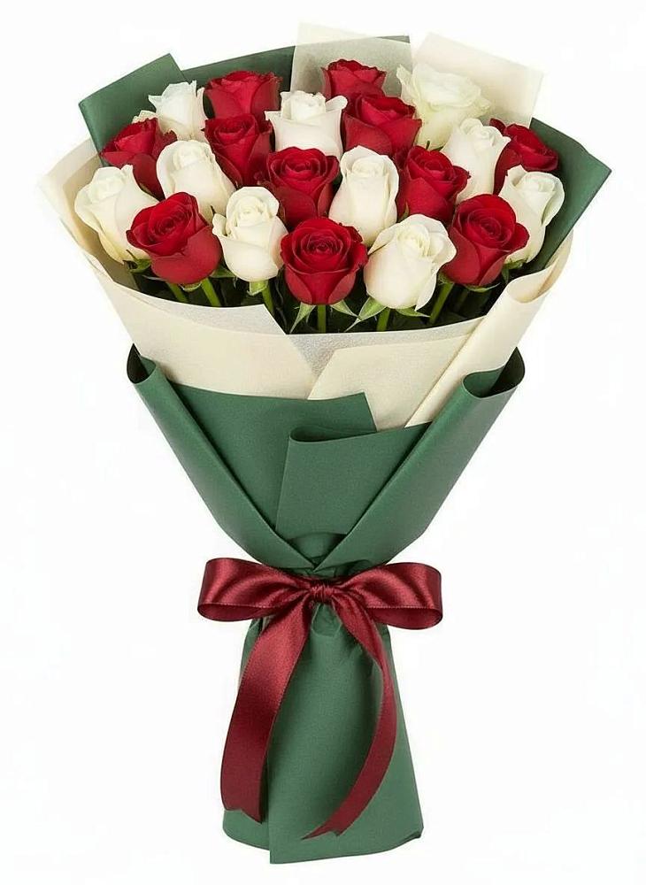 Букет Микс из красных и белых роз в Черняховске