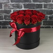 Цветочная композиция из Розы в шляпной коробке #REPLACE_PRED# Черняховске