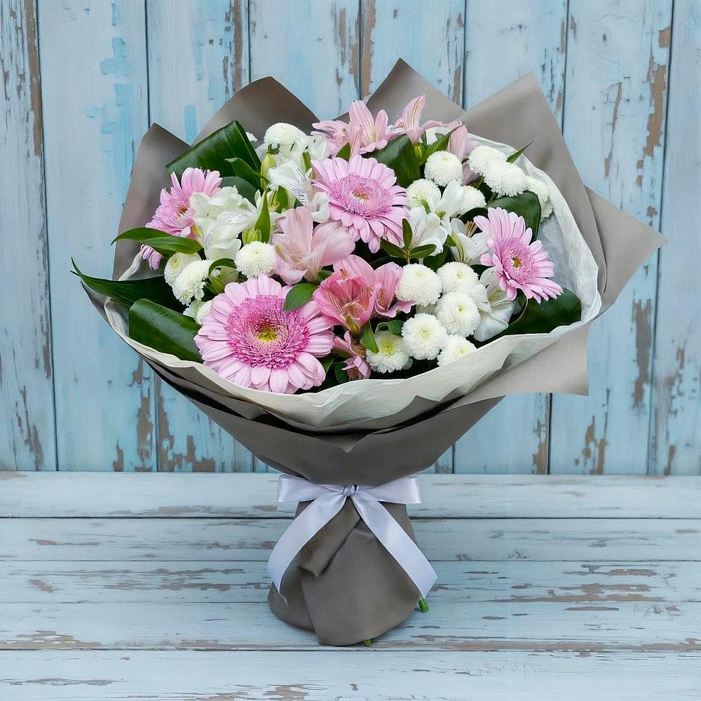 Букет цветов из: Герберы, Альстромерии и Хризантемы в Черняховске