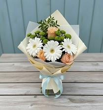Букет цветов из:  Герберы, Розы и Хризантемы в Черняховске